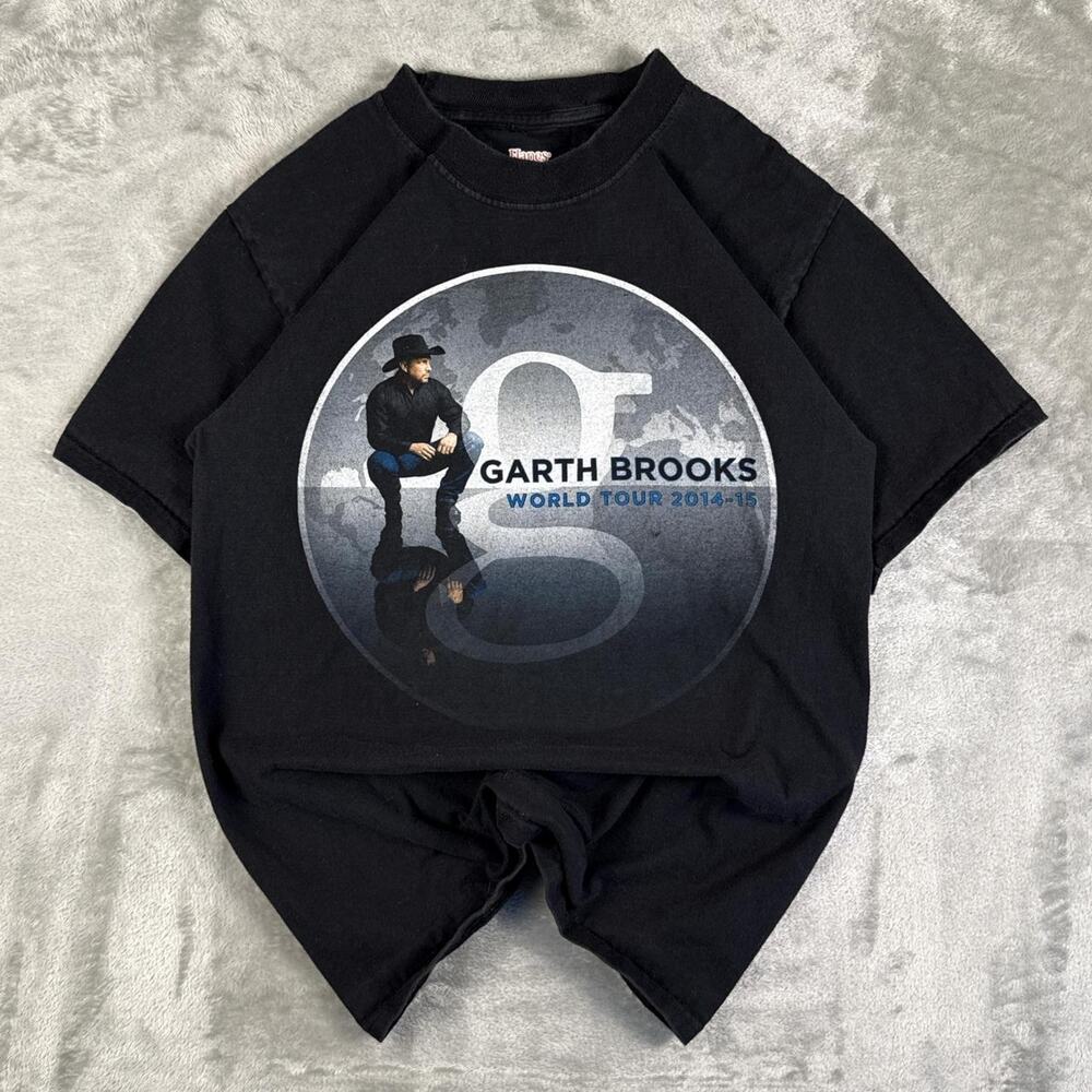 Garth Brooks World Tour 2014-2015 Country Music Graphic T-shirt Size Small